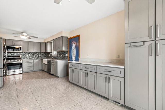 4844 W 121st Place, Alsip, IL 60803