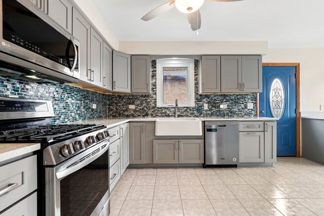 4844 W 121st Place, Alsip, IL 60803