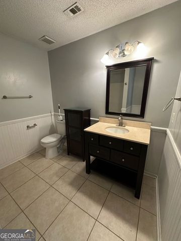 130 Lakeside Drive, Kingsland, GA 31548