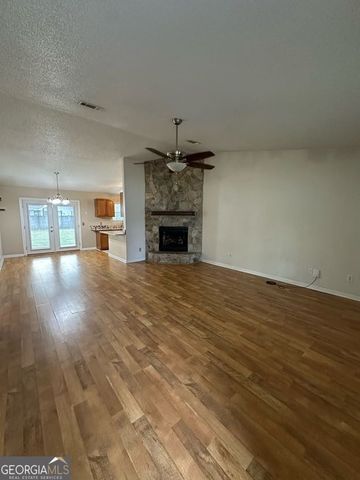 130 Lakeside Drive, Kingsland, GA 31548