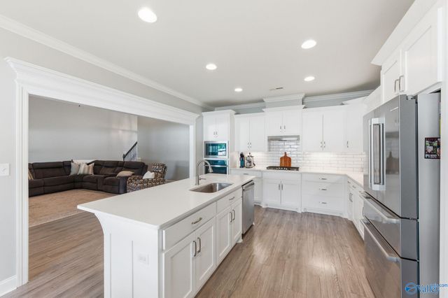 16880 Stonegate Drive, Athens, AL 35613