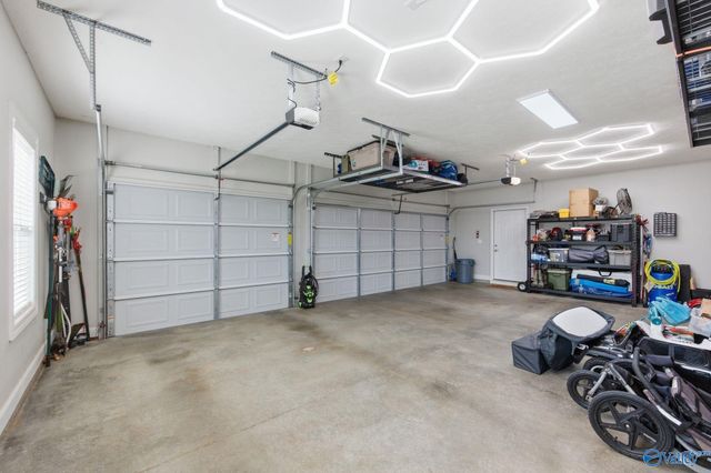 16880 Stonegate Drive, Athens, AL 35613