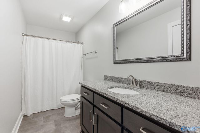16880 Stonegate Drive, Athens, AL 35613