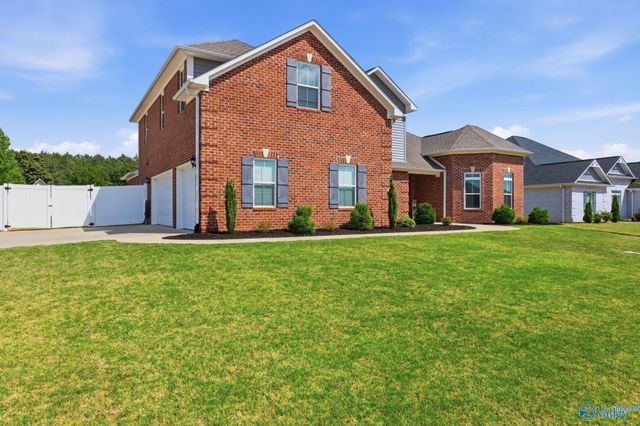 16880 Stonegate Drive, Athens, AL 35613