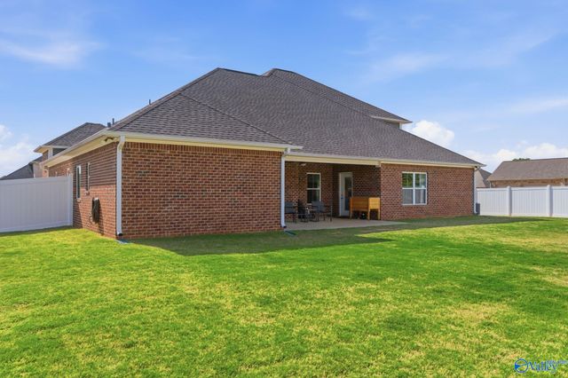 16880 Stonegate Drive, Athens, AL 35613