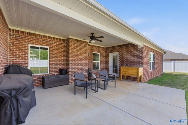16880 Stonegate Drive, Athens, AL 35613