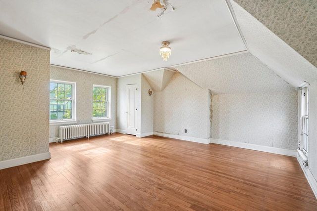 7027 Belmont LANE, Fox Point, WI 53217