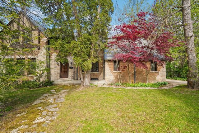 7027 Belmont LANE, Fox Point, WI 53217