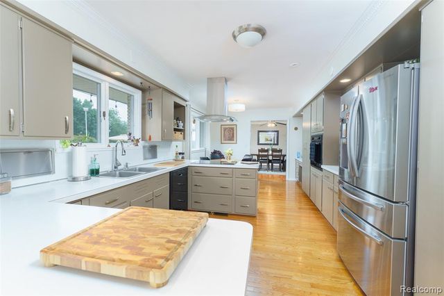 18999 Weller Road, Gregory, MI 48137