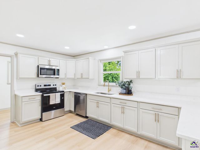 1562 Berkshire Drive, Macon, GA 31206