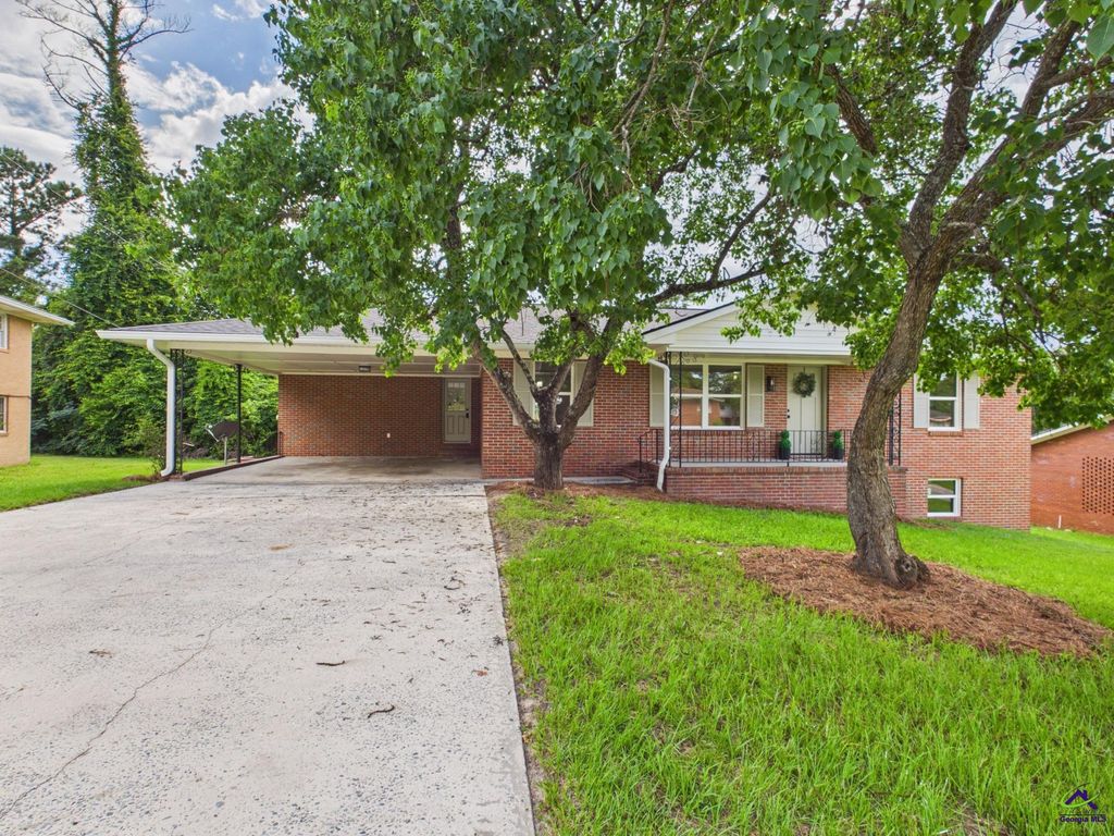 1562 Berkshire Drive, Macon, GA 31206