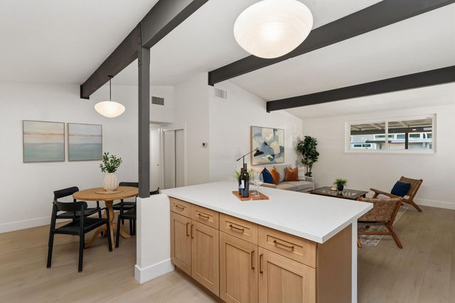 3828 Sunnyvale Ave, Sacramento, CA 95821