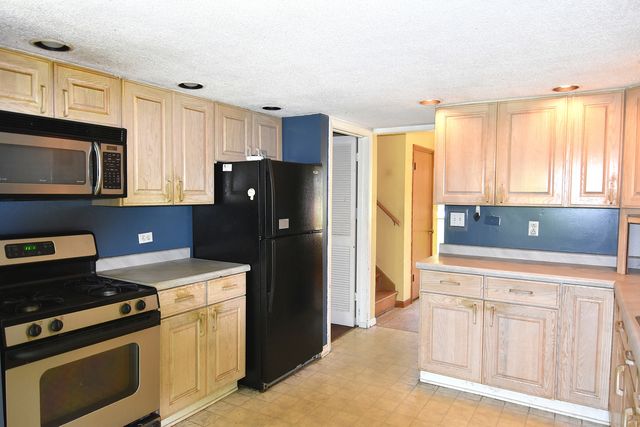 21W620 Park Avenue, Lombard, IL 60148