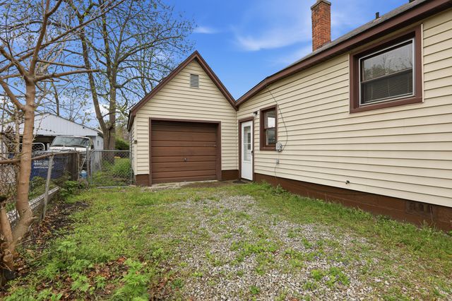 35230 Sheffield Street, Westland, MI 48186