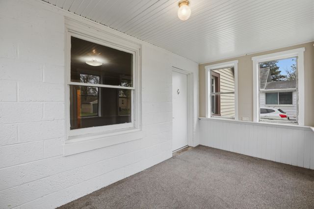 35230 Sheffield Street, Westland, MI 48186