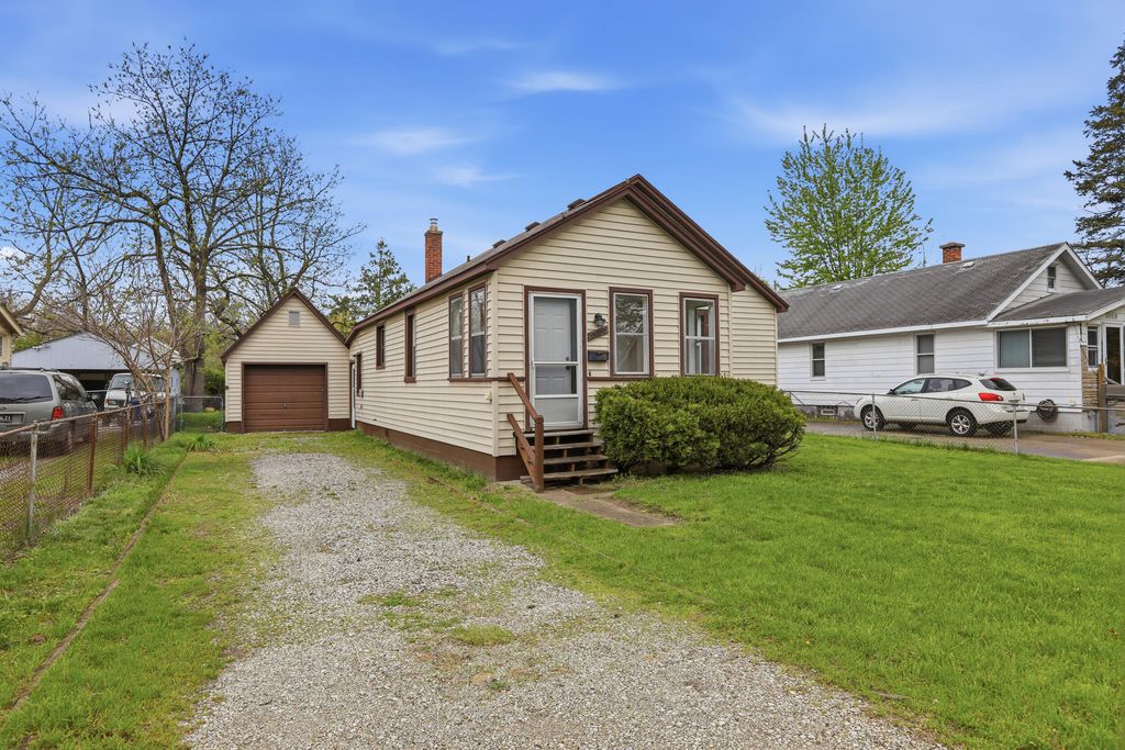 35230 Sheffield Street, Westland, MI 48186