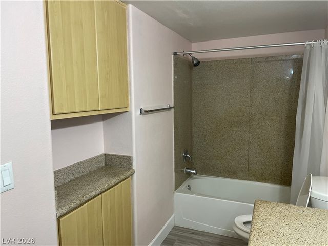 8000 Badura Avenue 2053, Las Vegas, NV 89113