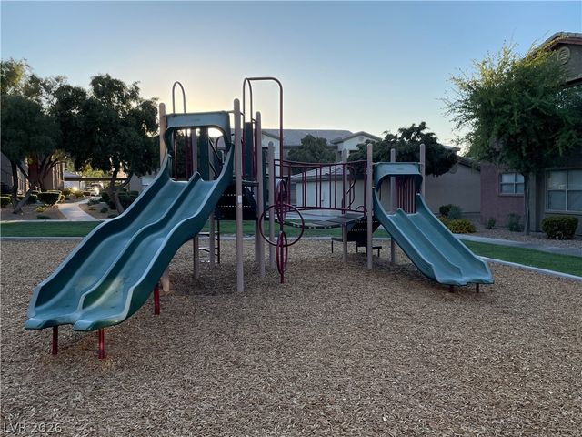 8000 Badura Avenue 2053, Las Vegas, NV 89113