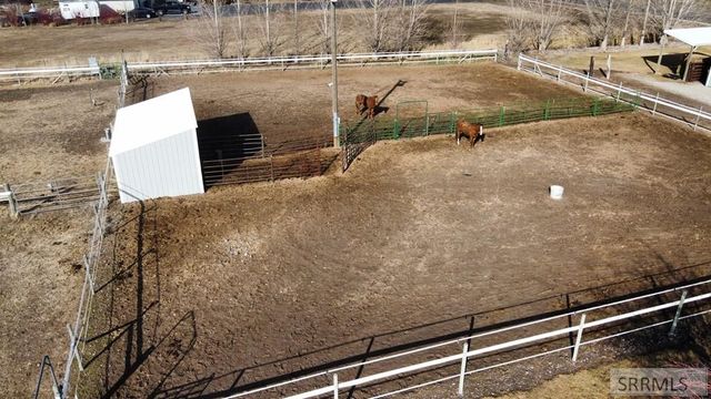 1044 N 1000 E, Shelley, ID 83274