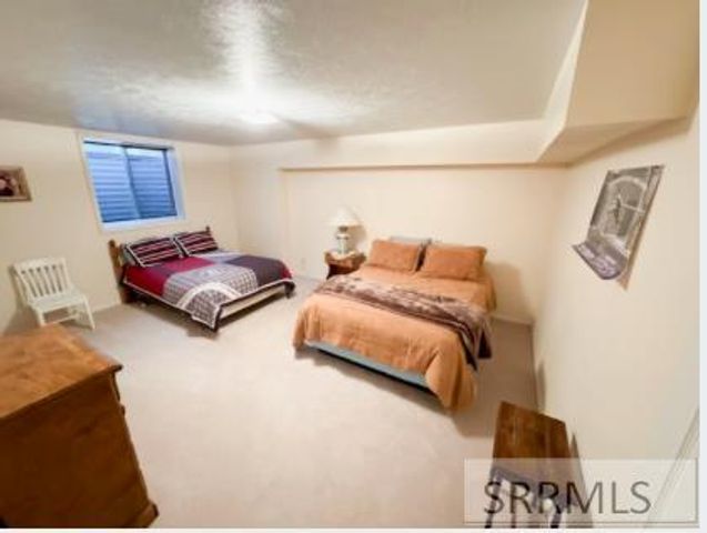 1044 N 1000 E, Shelley, ID 83274