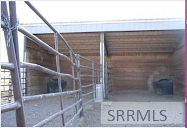 1044 N 1000 E, Shelley, ID 83274