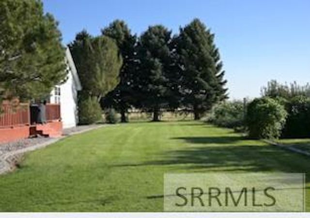 1044 N 1000 E, Shelley, ID 83274