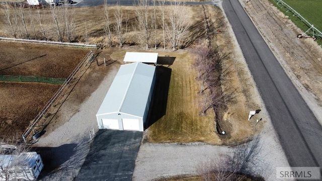 1044 N 1000 E, Shelley, ID 83274