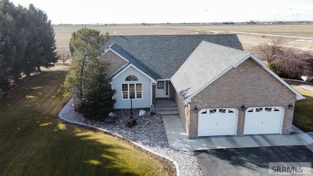 1044 N 1000 E, Shelley, ID 83274