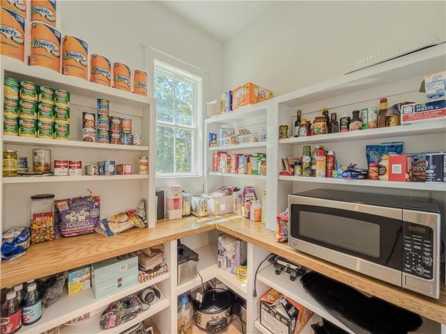 1010 Holland Springs Road, Madison, GA 30650