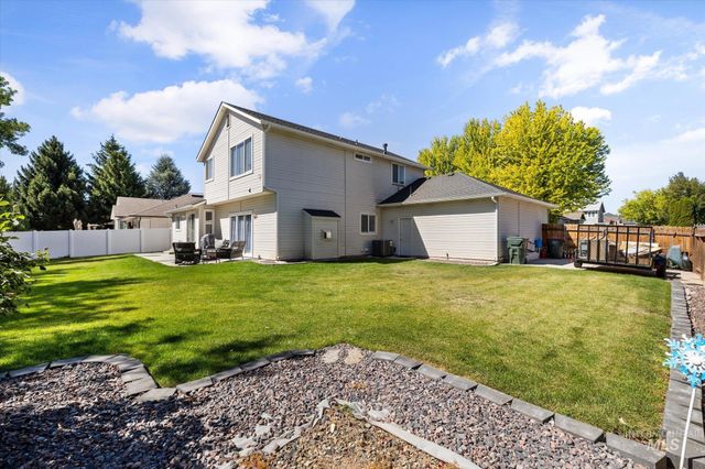 2002 S Sportsman Way, Meridian, ID 83642