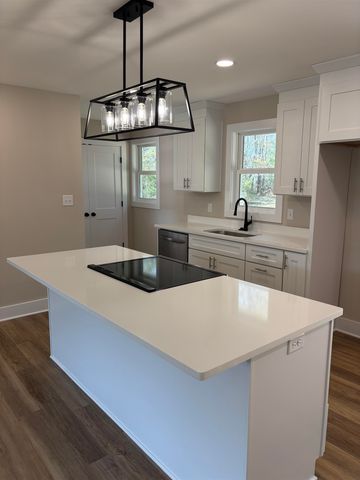 302 Thompson Road, Chesnee, SC 29323