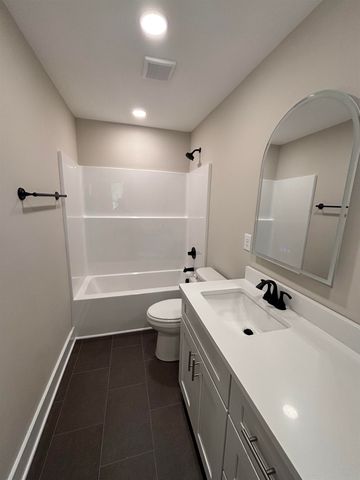 302 Thompson Road, Chesnee, SC 29323