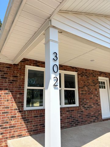 302 Thompson Road, Chesnee, SC 29323