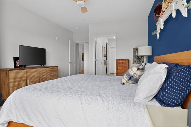 1 Codman Way 312, Westborough, MA 01581
