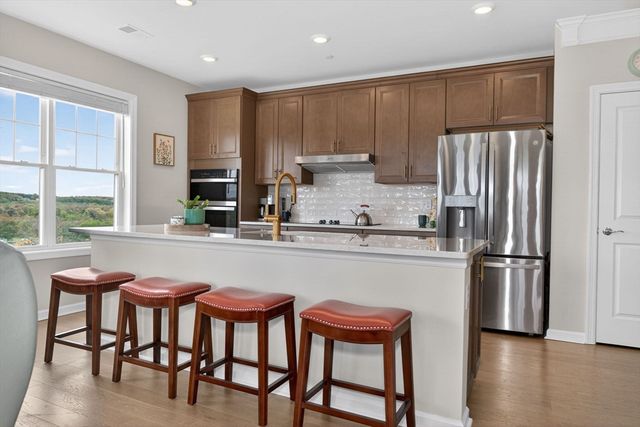 1 Codman Way 312, Westborough, MA 01581