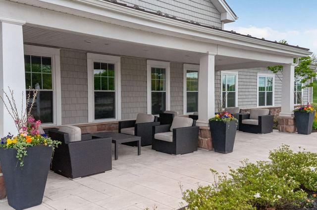 1 Codman Way 312, Westborough, MA 01581