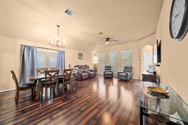 4514 Sunlit Pass Loop, Humble, TX 77396