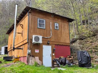 319 River Road S, Putney, VT 05346
