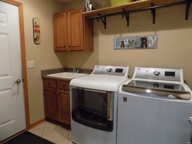 23104 Johnathon Court, Elkhart, IN 46516