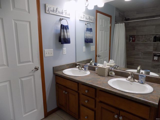 23104 Johnathon Court, Elkhart, IN 46516