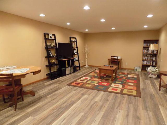 23104 Johnathon Court, Elkhart, IN 46516