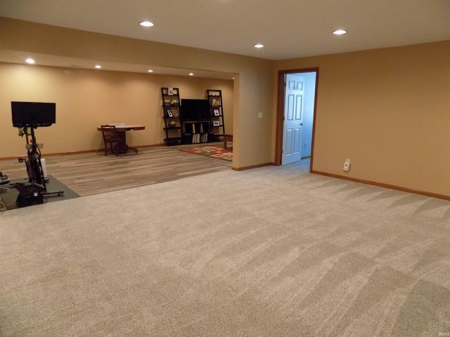 23104 Johnathon Court, Elkhart, IN 46516