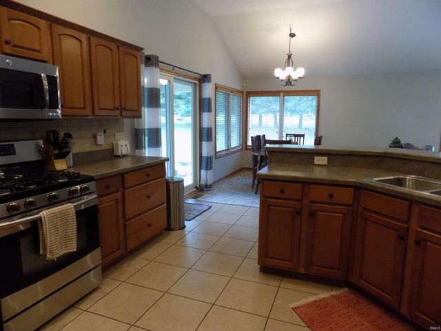 23104 Johnathon Court, Elkhart, IN 46516