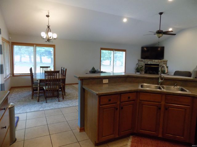 23104 Johnathon Court, Elkhart, IN 46516