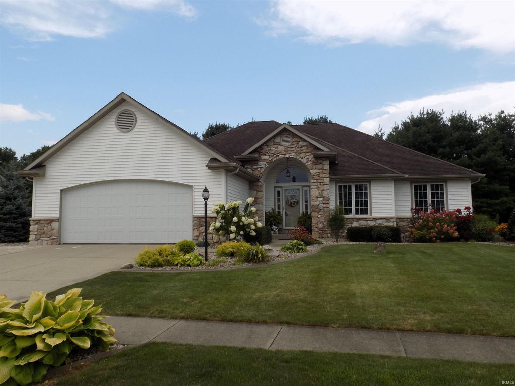 23104 Johnathon Court, Elkhart, IN 46516
