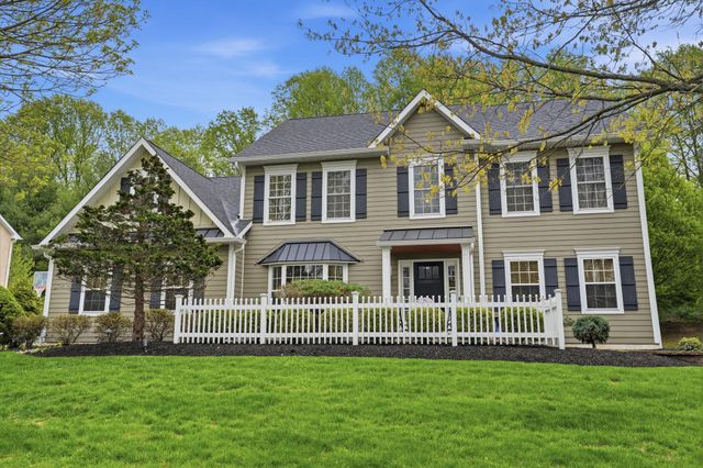 3913 CHARTER CLUB DR, Doylestown, PA 18902