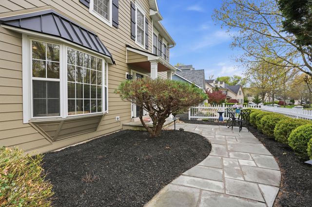 3913 CHARTER CLUB DR, Doylestown, PA 18902