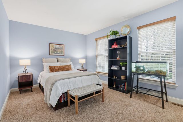 3913 CHARTER CLUB DR, Doylestown, PA 18902
