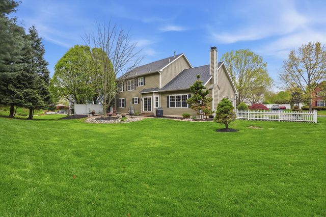 3913 CHARTER CLUB DR, Doylestown, PA 18902