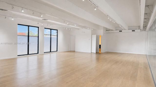 550 NW 29th Street, Miami, FL 33127